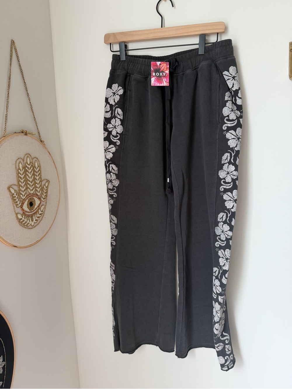 Roxy Black Sweatpants with White hibiscus Floral Side Panels